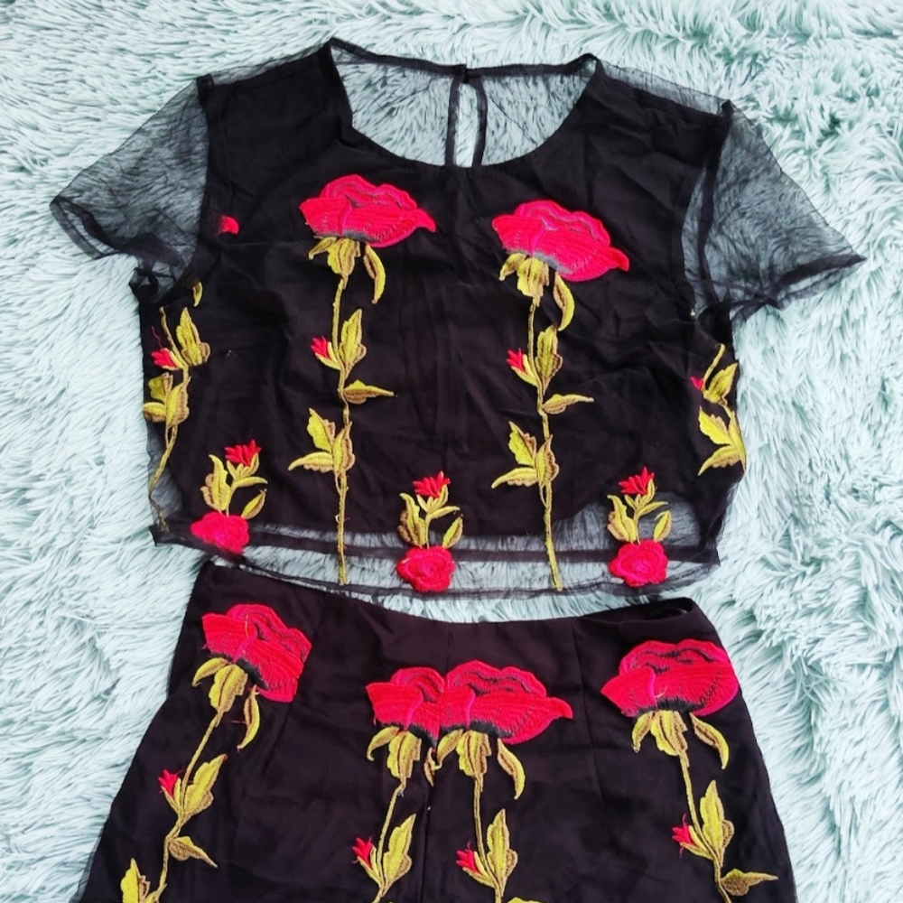 L'atiste by Amy - Black Red Floral 2 Piece Set - Size : S